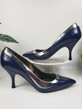Lanvin Navy w/ Silver Trim - Pointed-Toe Patent Leather Vintage Classic 40/9